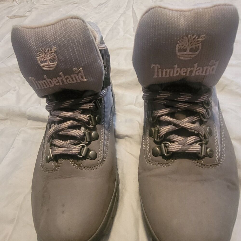 Timberland 8.5 Boots Moss Green/Beige/ Pink‎ Trim 83373 3422 Hike, Hunt, Climb, - Picture 3 of 12